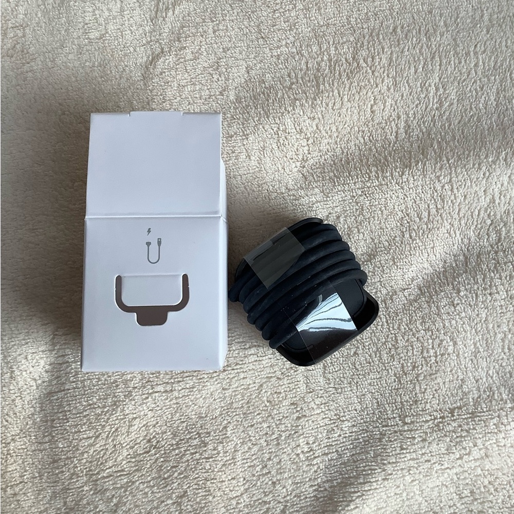 NIB Fitbit Versa 2 Charging Cord